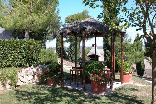 San Quirico D'orcia Apartment Sleeps 8 Pool Wifi
