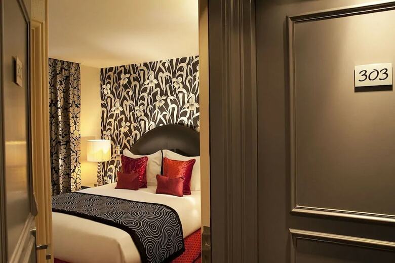 Hotel Le Petit Paris