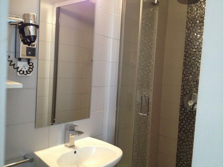 Hotel H�tel Op�ra Maintenon