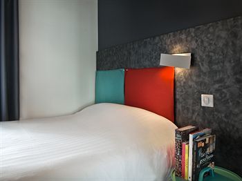 L Hotel De La Folie Mericourt