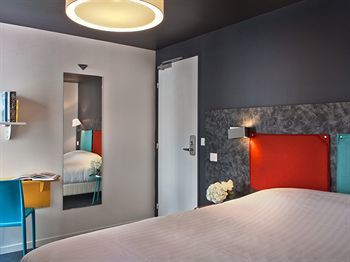 L Hotel De La Folie Mericourt