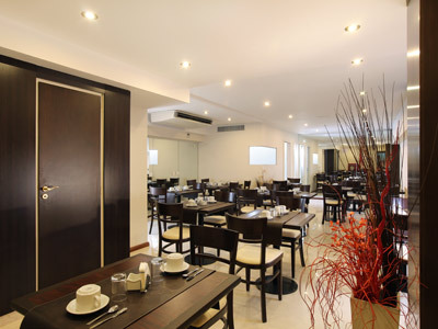 Europlaza Hotel & Suites