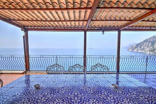 Positano Villa Sleeps 12 Pool Air Con Wifi