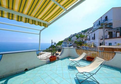 Praiano Apartment Sleeps 5
