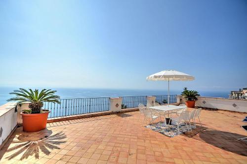 Praiano Villa Sleeps 8 Pool Air Con Wifi