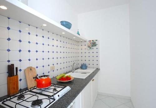 Praiano Apartment Sleeps 2