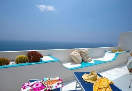 Praiano Apartment Sleeps 2