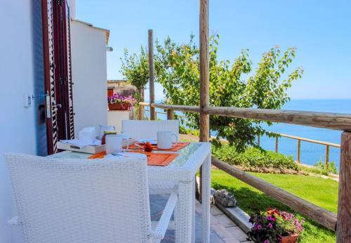 Praiano Apartment Sleeps 4