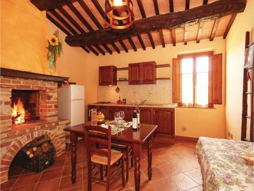 Holiday Apartment Via Delle Colline I