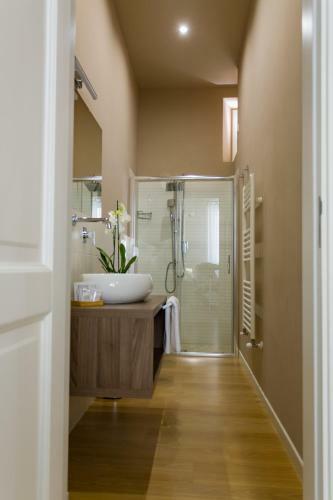 B&B Kalavr�a