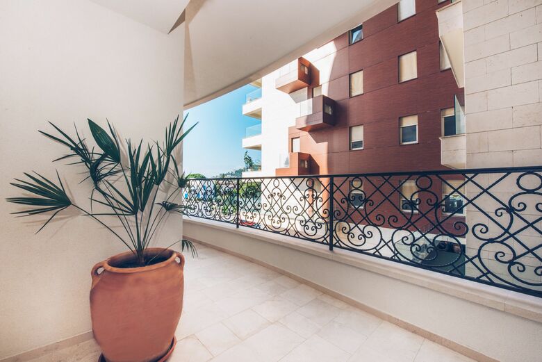 Hotel Iberostar Waves Slavija