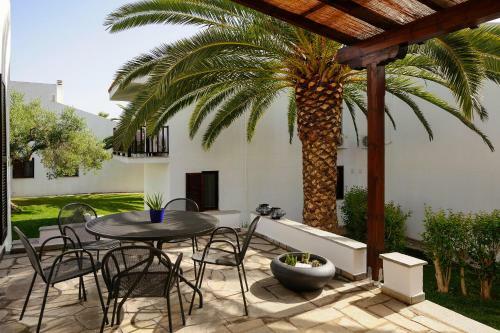 Hotel Trikorfo Beach
