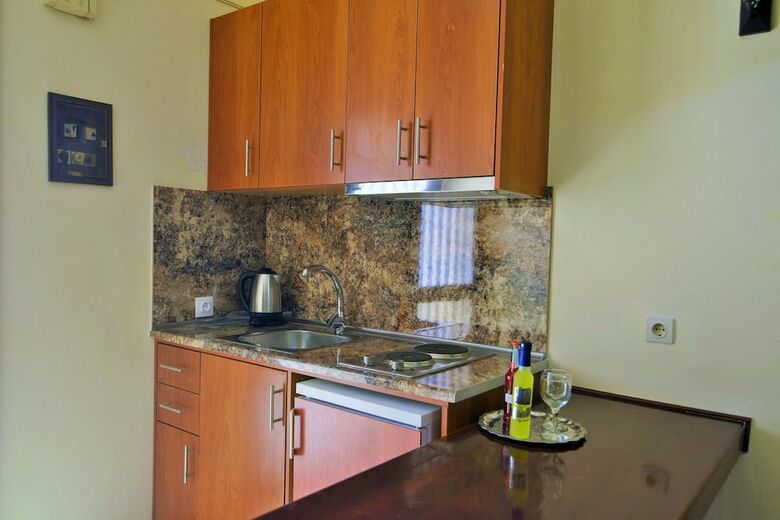 Hotel Toulas Apartments