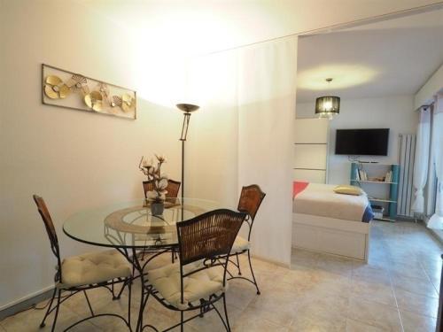 Apartment Appartement De Type 2 Proche Centre Et Plages 1