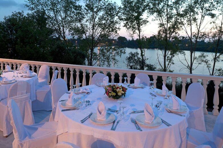 Margarona Royal Hotel