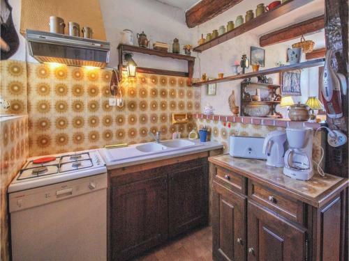 Two-bedroom Holiday Home In Bagnols En Foret