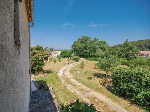 Two-bedroom Holiday Home In Bagnols En Foret