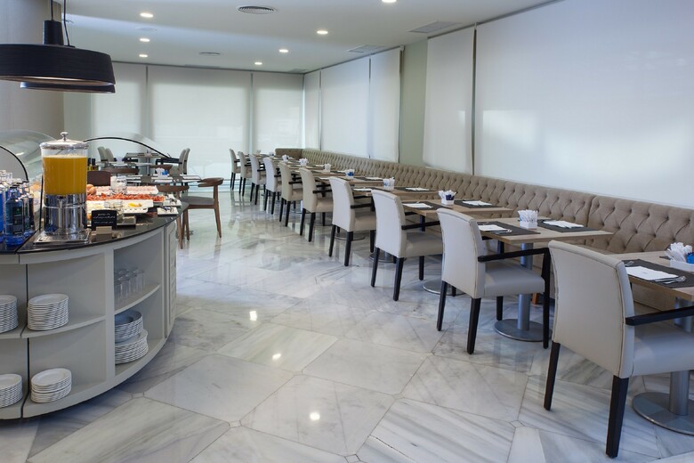 Hotel NH Madrid Barajas Airport