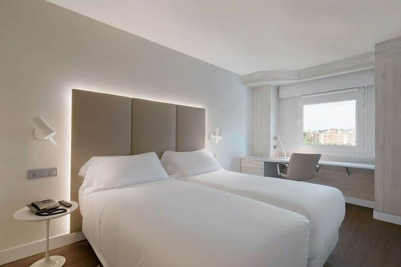 Hotel NH Madrid Barajas Airport