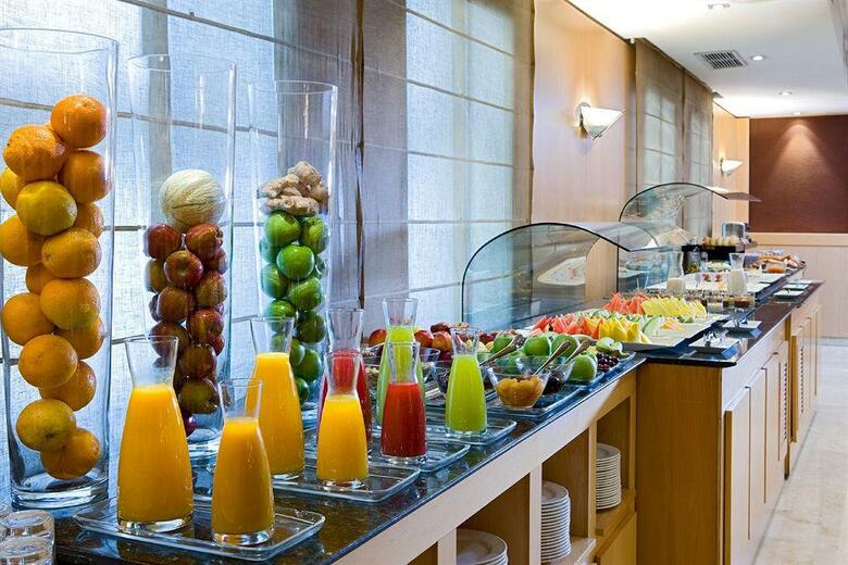 Hotel NH Collection Madrid Col�n