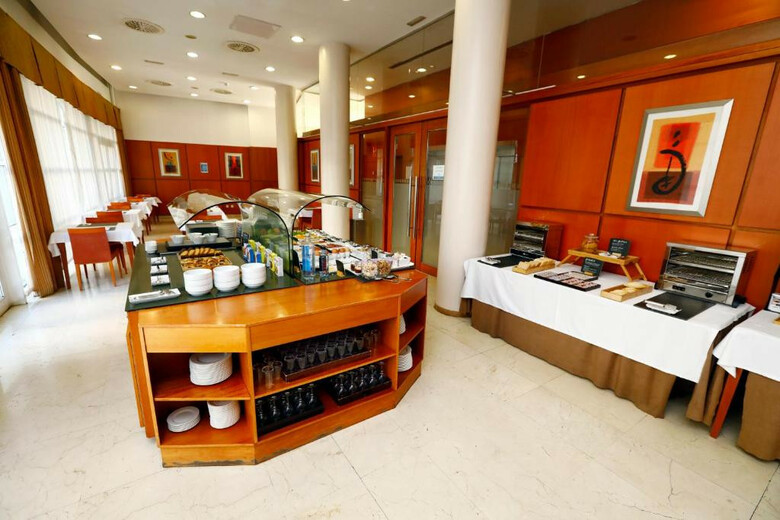 Hotel Travelodge Madrid Coslada Aeropuerto