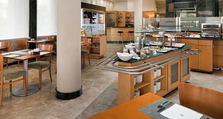 Hotel Logro�o Parque