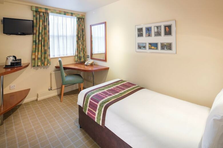 Hotel Corus Hyde Park