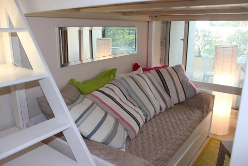Apartamento Studio And Rooftop Pool With A View
