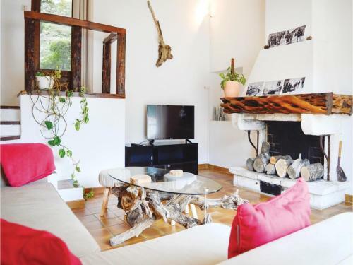 Two-bedroom Apartment In Bonifacio