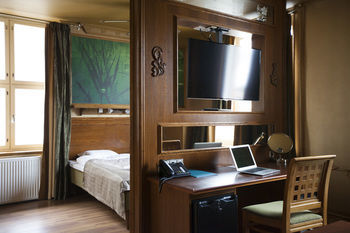 Hotel Kantarellis' Suites