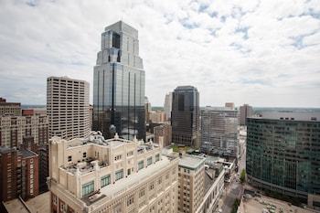 Crowne Plaza Hotel Kansas City Downtown