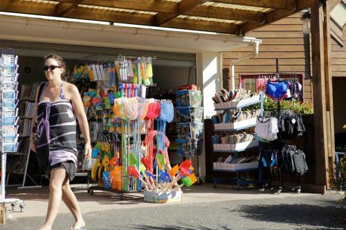 Camping Sunissim de L'eve By Locatour