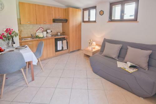 Saint-gervais-les-bains Apartment Sleeps 3 T422023
