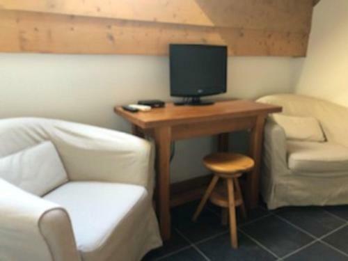 Apartment Rue Du Mont Joly