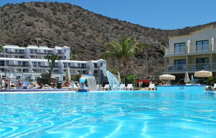 Apartamentos Natural Park