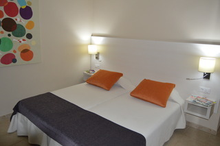 Apartamentos Natural Park