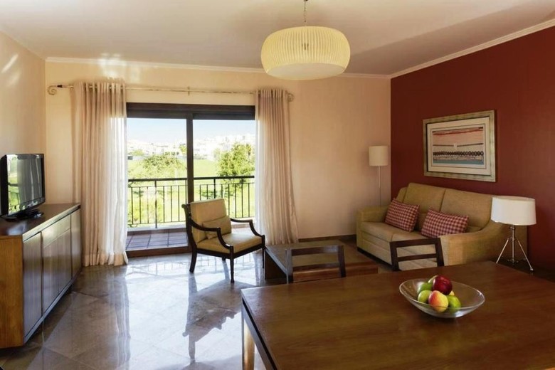Hotel Cascade Wellness And Lifestyle Resort
