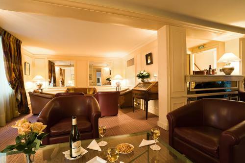 Hotel Des Saints P�res