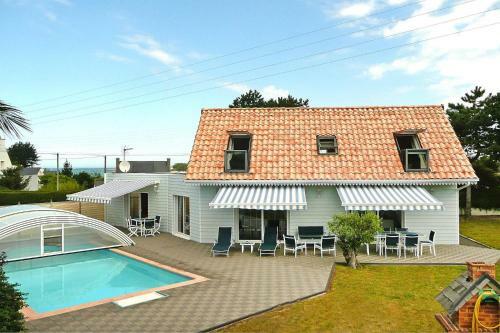 Holiday Home Guiss�ny - Bre05287-f