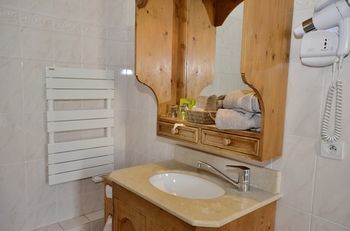 Hotel H�tel De La Chapelle