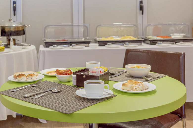 Regency Golf Hotel Urbano