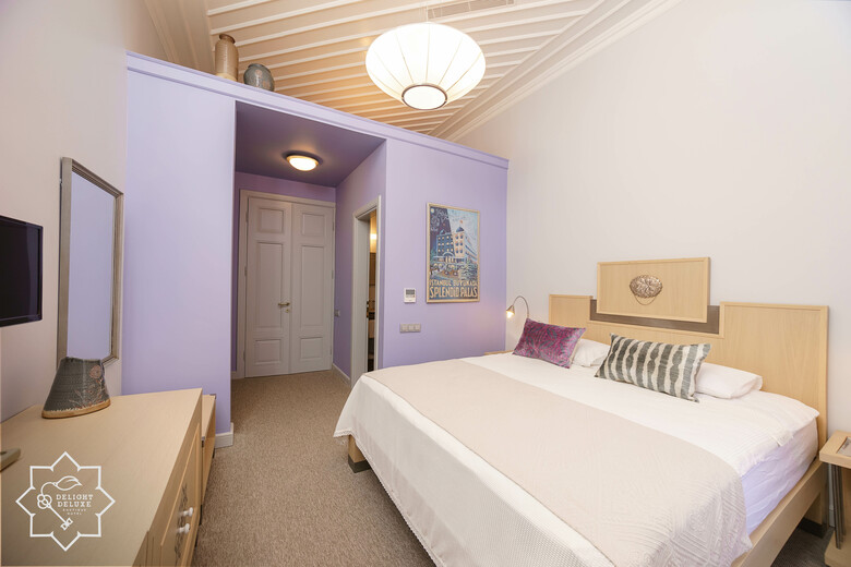 Delight Deluxe Boutique Hotel