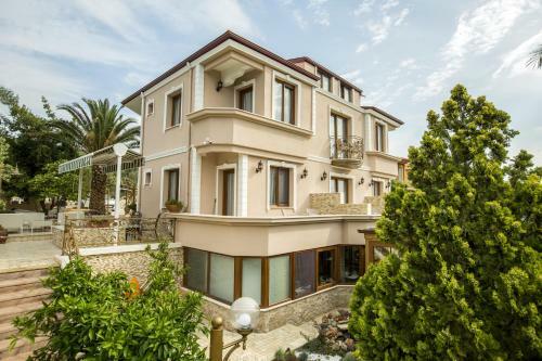 Hotel Cunda �zerbey Kona??