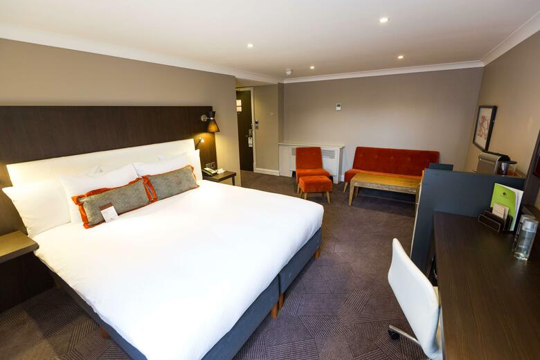 Hotel Doubletree By Hilton London Ealing