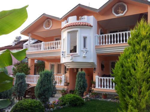 Villa Dalyan Palace
