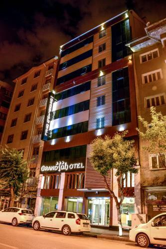 Hotel Grand ?ah Otel