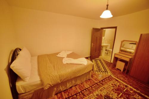 Bed & Breakfast Cave Seasons Deluxe Hotel