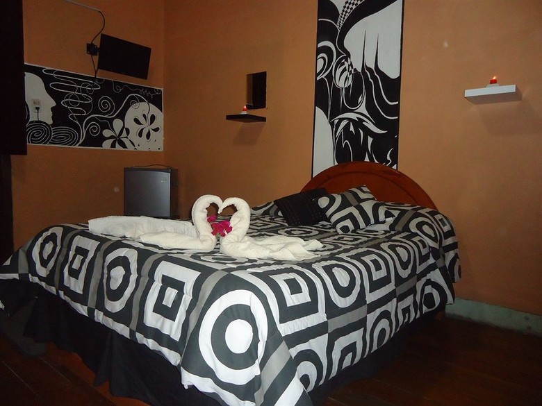Hostal Scandinavia House