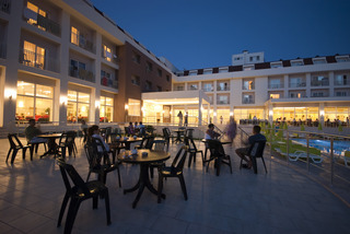 Hotel White Lilyum