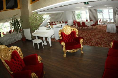 Grand Amisos Hotel
